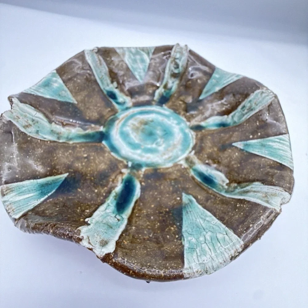 Vtg Signed LA Studio Pottery Dish Turquoise Brown Sunburst Scalloped Edge 6.5